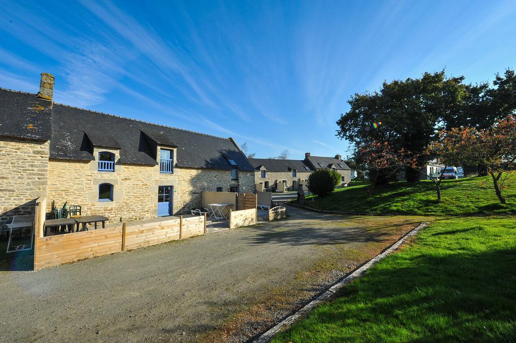 Hotel La Lande Du Moulin Sulniac Exterior foto